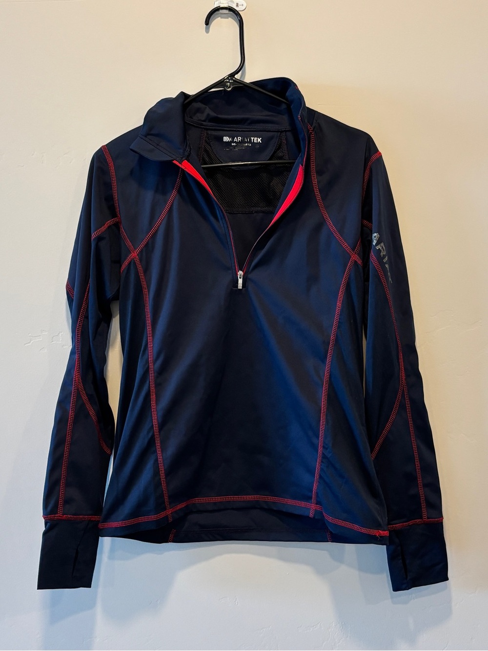ARIAT Women's Black Athletic 1/4 Zip Long Sleeve Shirt Navy/Red